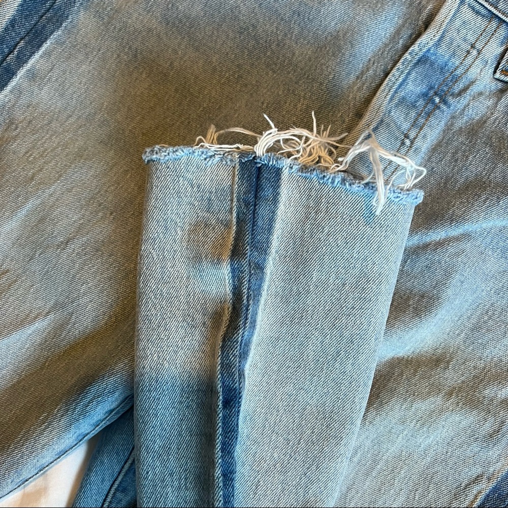 Levi’s - Picture 5 of 8